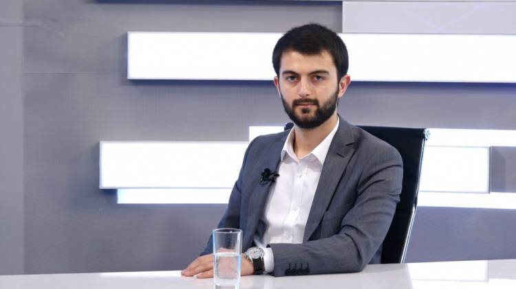 «Հրապարակ». Կարող է վերջում պարզվի` մեր հարեւաններն ունեն պետություն, իսկ մենք ցեղասպանության ենք ենթարկվում
