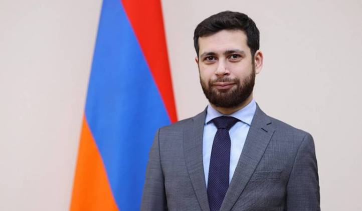 Ասել եմ՝ Ադրբեջանի կողմից նման արհեստական պահանջ բարձրացնելն անուղղակի տարածքային պահանջներ է պարունակում ՀՀ-ի նկատմամբ