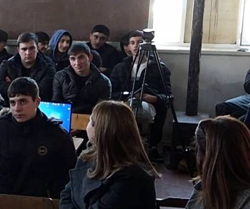 «Հրապարակ». «Ապագա կա»․ Հայաստանում դպրոցները փայտով են ջեռուցվում
