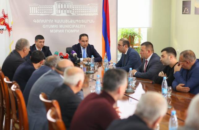 «Հրապարակ». Ասել են՝ դիմումդ հետդ բեր