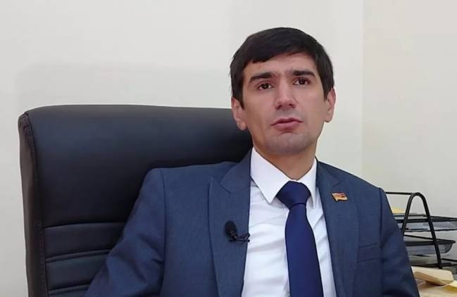 «Հրապարակ»․ Փաշինյանը կատաղած է․ մարզպետը չի՞ վերադառնա արձակուրդից