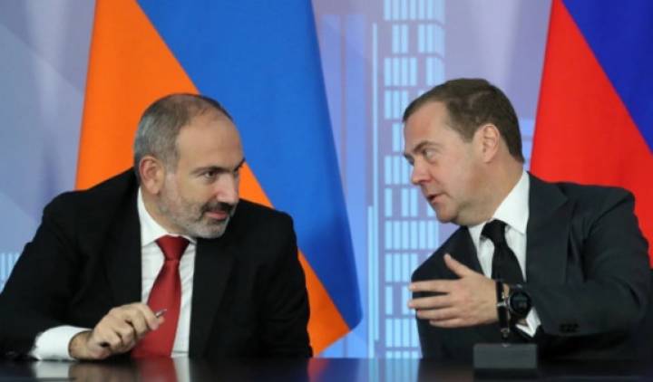 Մեդվեդեւը փաստացի ասում է՝ Ալիեւը նախապատրաստում է նոր լայնածավալ պատերազմ․ կովկասագետ