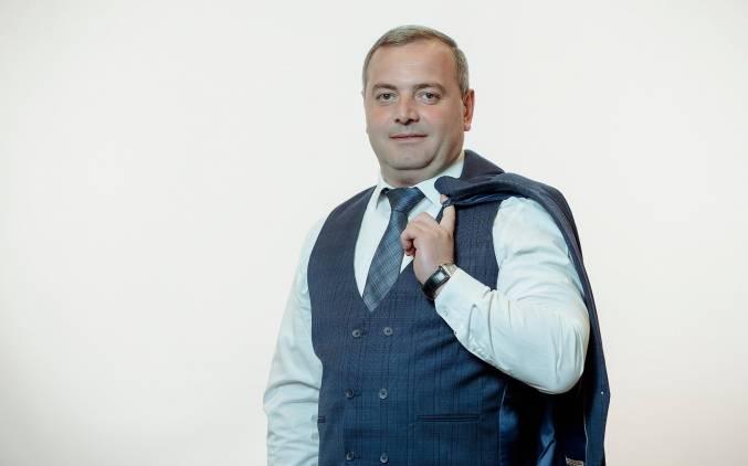 «Հրապարակ». Վանաձորցին ինձ քվե չի տվել, որ ես գնամ՝ ապօրինություն անեմ