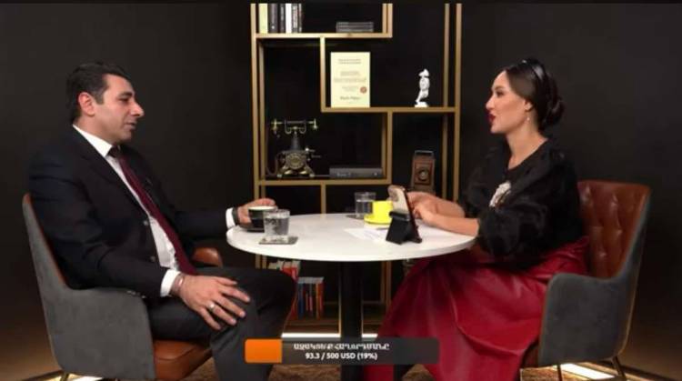 Բոլորը լրագրող են դարձել գլխներիս