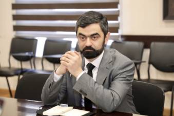 «Հրապարակ»․ Հայերենով գիտություն անել՝ նշանակում է  կամաց-կամաց գնալ դեգրադացիայի ու գետտոյացման