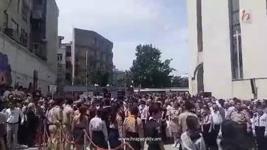 «Նիկոլ, դավաճան»․ Բողոքի ակցիա Թեհրանում` ընդդեմ  ՀՀ իշխանությունների