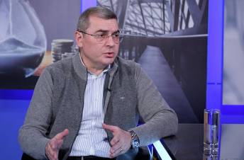 «Հրապարակ». Ներընդդիմադիր թեժ պայքարը եւս վկայում է, որ իշխանափոխությունը հստակ է եւ իրագործելի