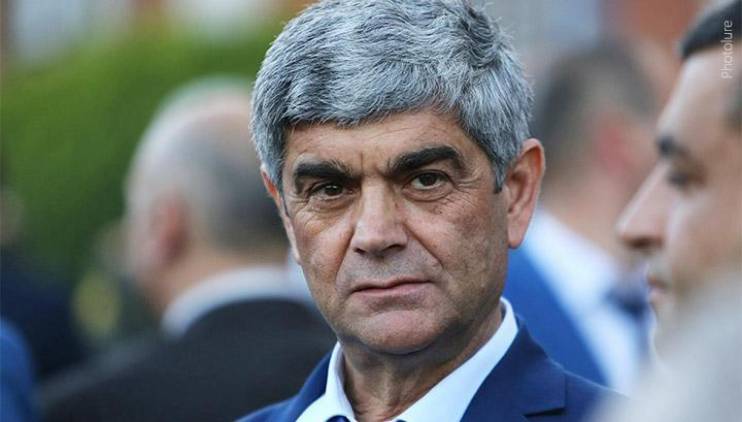 «Հրապարակ»․ Արցախցիները բացատրություն են պահանջել Վիտալի Բալասանյանից
