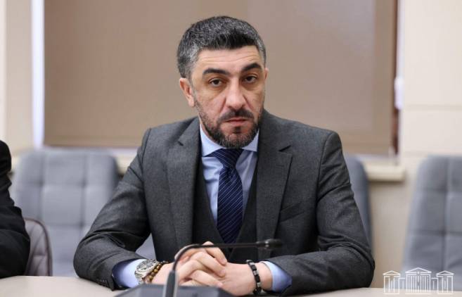 «Հրապարակ»․ Հրաժարվե՞լ է, թե՞ հրաժարեցրել են