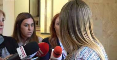 Աննա Հակոբյան, չե՞ս ուզում մի քիչ էլ Սրբուհի Գալյանին «կրթել»