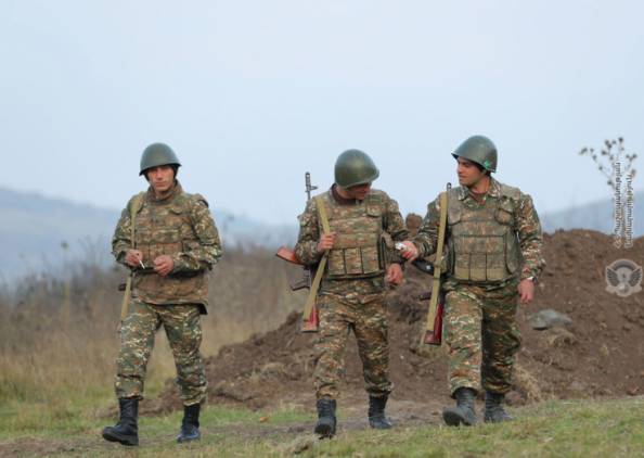 Բանակի լուծարումը պոզով-պոչո՞վ է լինում