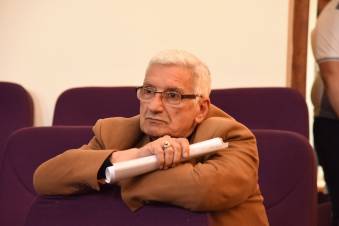 «Հրապարակ». Եթե պալատում անասուն ես պահում, պալատը վերածվում է ախոռի