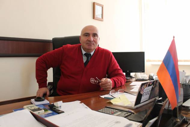 Նաղաշի ֆակուլտետում Նաղաշի նման լրագրողներ են պատրաստում