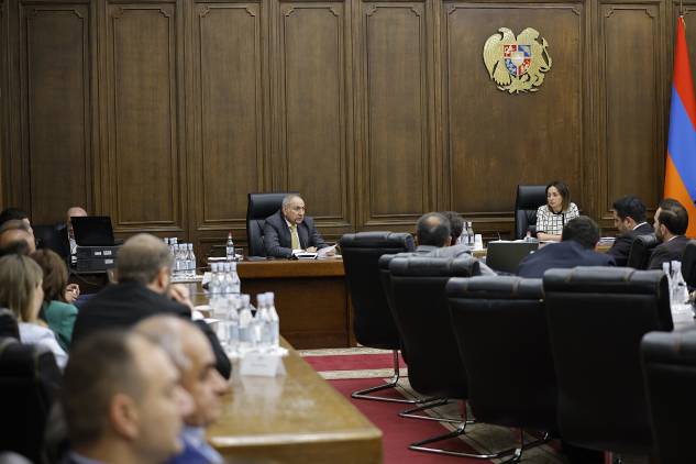 Ստի եւ կեղծիքի իշխանությունը
