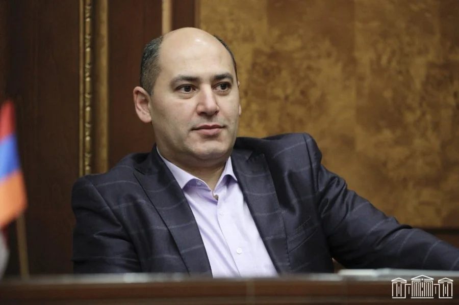 Ձերբակալվել է Մարտուն Գրիգորյանի հորեղբոր որդին. մանրամասներ Գյումրիում հնչած կրակոցներից
