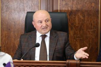 Եկեք քվեարկենք, գնանք, ուզում է Ղուկասյանը լինի, ուզում է ով