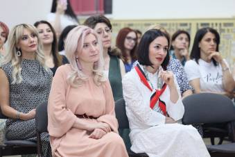 «Հրապարակ». Ուսուցիչները դժգոհ են կամավոր ատեստավորման լրամշակված ուղեցույցից