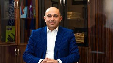 Մնում է, որ ընդդիմությունն այս անգամ եւս բաց չթողնի շանսը