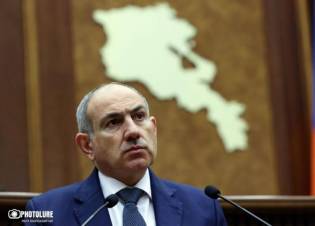 Անադեկվա՞տ է, թե՞ դավաճան