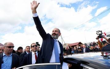 Հույսը Աստվածն է եւ Արեւմուտքը