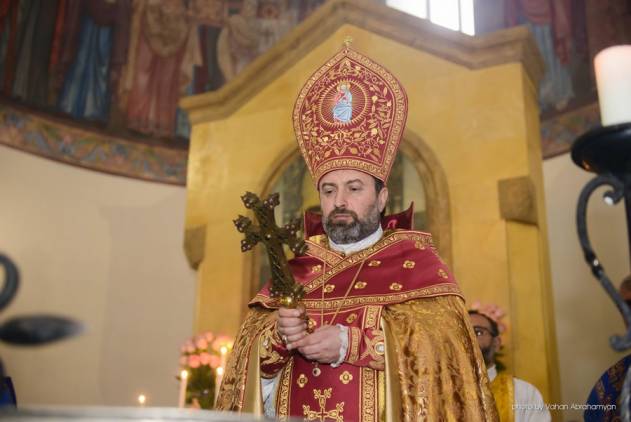 «Հրապարակ». Վեհարանն օրենքով պաշտպանված է, եւ այնտեղ մտնողը հանցագործ է