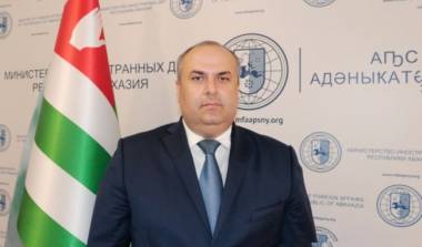 Одиссей Бигвава:  Грузия готовится к насильственному возвращению Абхазии