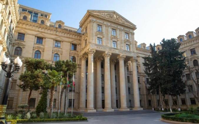 Азербайджан полностью поддерживает мирное урегулирование в Грузии на принципах суверенитета и территориальной целостности - МИД