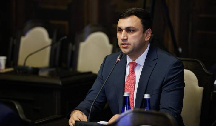 «Հրապարակ». «Արցախ» բառը ջնջող իշխանությունն արցախցիների քվեների կարիքն ունի