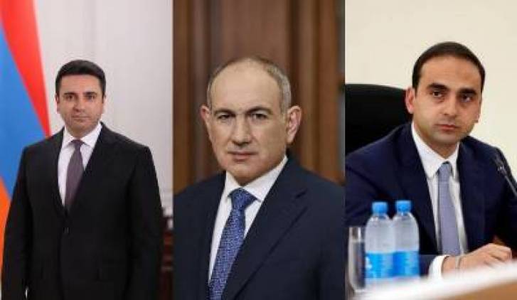 Ատրճանակն ի տես յուրայիններին է ուղղում, իսկ մատը սեղմում ժողովրդի վրա