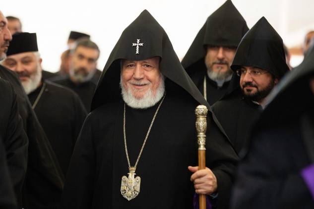 «Հրապարակ». Փնտրվում են դավաճաններ