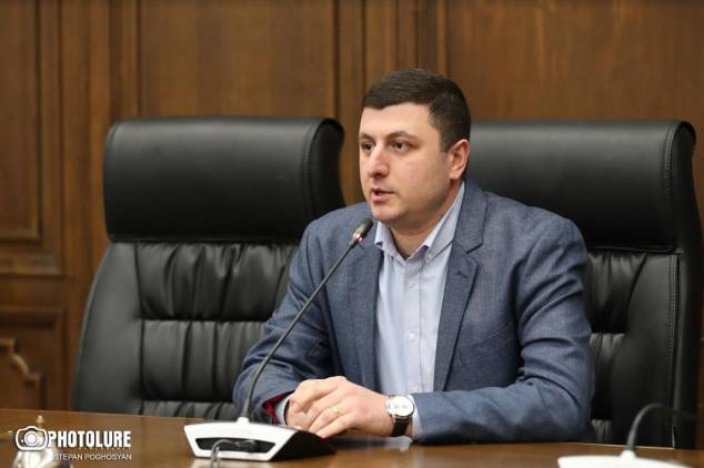 «Հրապարակ»․ Իմպիչմենտի հասնելու համար մեծ ճակատ է պետք, ինչը փորձում է ՀՀԿ-ն ձեւավորել