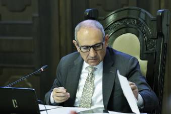 Նա իր «սեւ» գործը կանի՝ «ճերմակ աղավնին» ձեռքերում