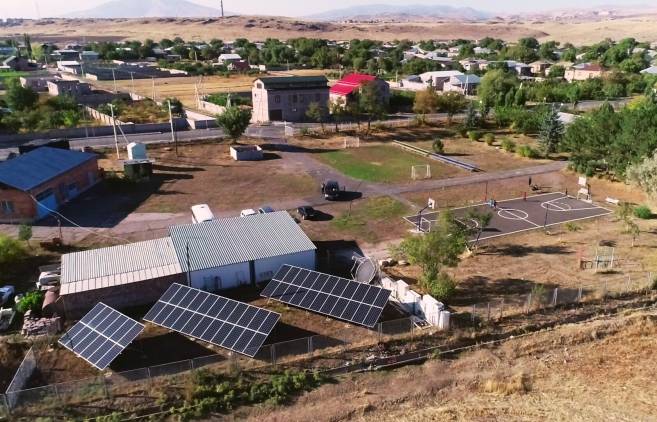 «Հրապարակ». 4 երեխաները մանկատներում են, նա 5-րդին է ունեցել եւ դատվում է
