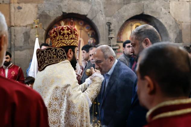 Դու ի՜նչ քահանա, երբ Աստծո Խոսքի տեղ Փաշինյանի խոսքն ես քարոզում