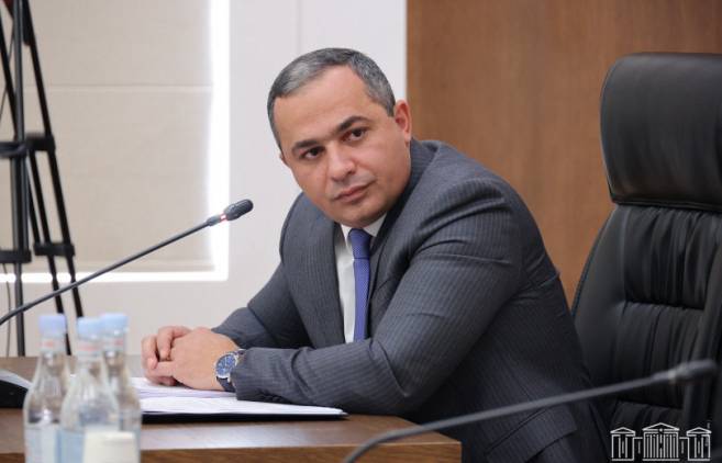  «Հրապարակ»․ Ոչ մի հարցի հիմնավոր չպատասխանեց