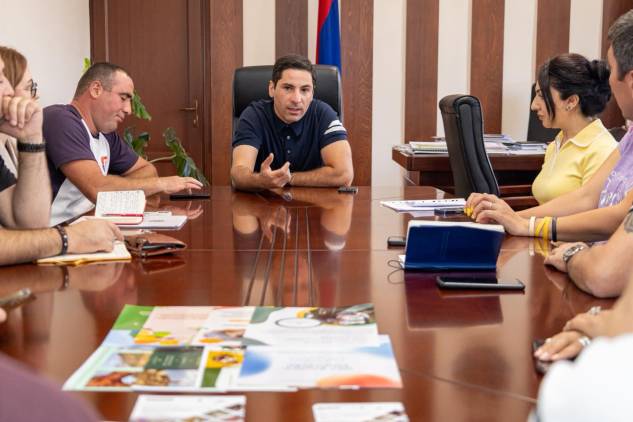 «Հրապարակ»․ 2 ամսում 3 հայց` Գարիկ Սարգսյանի դեմ