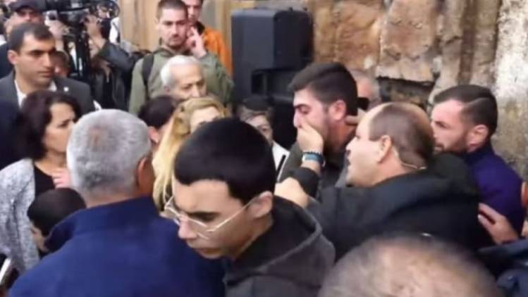 «Հրապարակ». Ճիշտ կլիներ, որ ոստիկանությունն այդպես լռեցնելով եկեղեցուց հաներ Ստեփանին 
