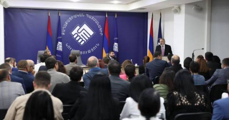 «Հրապարակ»․ ՔՊ-ականները չեն շտապում առաջադրվել 
