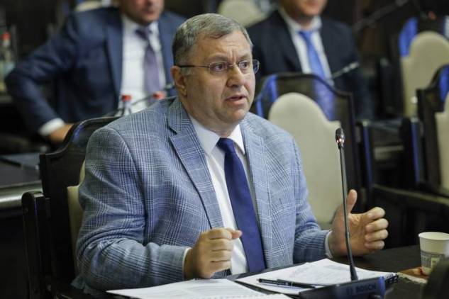 «Հրապարակ»․ Ներսես Երիցյանը ղեկավարած հիմնարկը սոդոմ-գոմորի է վերածել