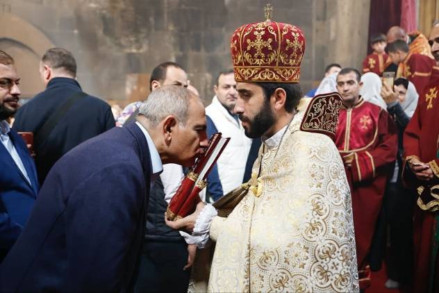 Կարգ խախտելը կարգ խախտելով «ուղղողը» 