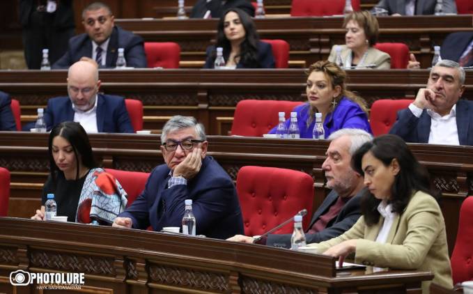 «Հրապարակ»․ ՔՊ-ից ովքեր են առաջադրվել, ովքեր են ոտքը կախ գցել