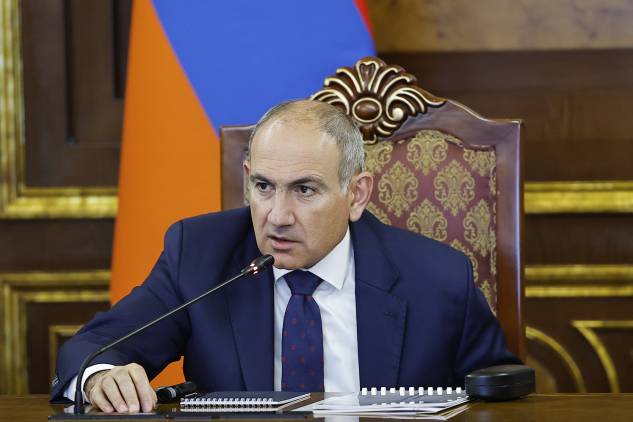 Կա՛մ, կա՛մ…