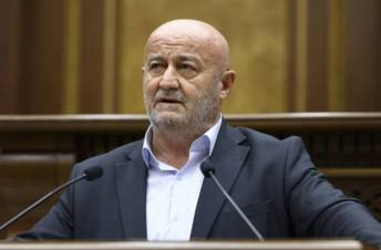 «Հրապարակ». Մտածեցի՝ գնամ սրբազաններին այցի, ծանոթանամ ինձ սպասվող ապագայի վայրին