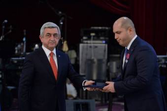 Արմեն Աշոտյանն ընդդեմ Սերժ Սարգսյանի