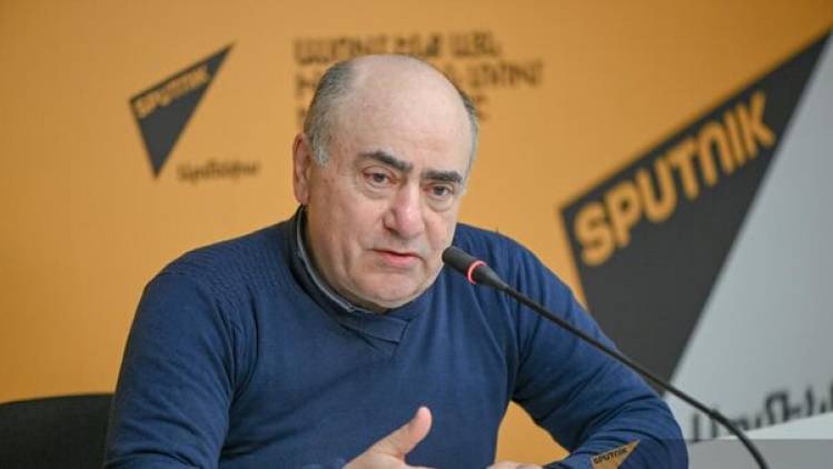 «Հրապարակ». Ելիզավետա թագուհո՞ւ, թե՞ Վիլհելմ Նվաճողի հետքերով է գնում Նիկոլ Փաշինյանը