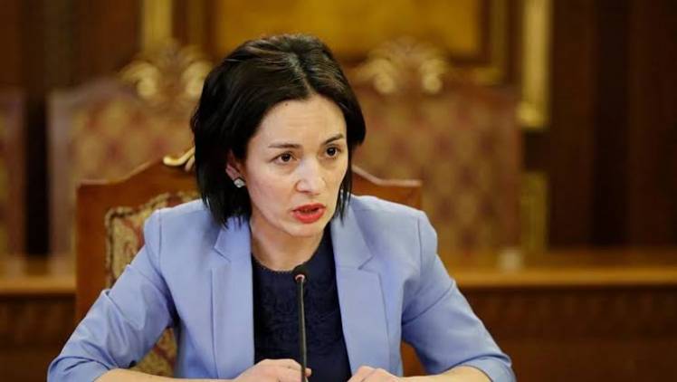 «Հրապարակ»․ Ինքն իր դեմ է պայքարում