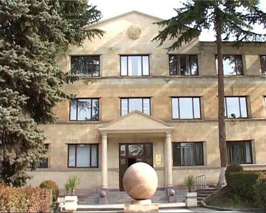 «Հրապարակ». Մարզպետարանի աշխատողը, 2015-ից սկսած, անշարժ գույքի հարկը չի վճարում