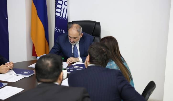 «Հրապարակ»․ Փաշինյանը չի մարսել սեփական ուսապարկերի պահվածքը 