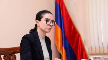 В ЕГУ телохранители Анны Вардапетян наводят на студентов страх