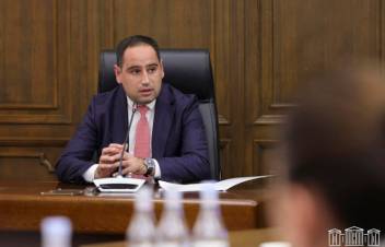 Ո՞վ է «Էկո Բիլդինգ»-ի իրական շահառուն` Կառլեն Մինասյա՞նը, թե՞ Արամ Սարգսյանը